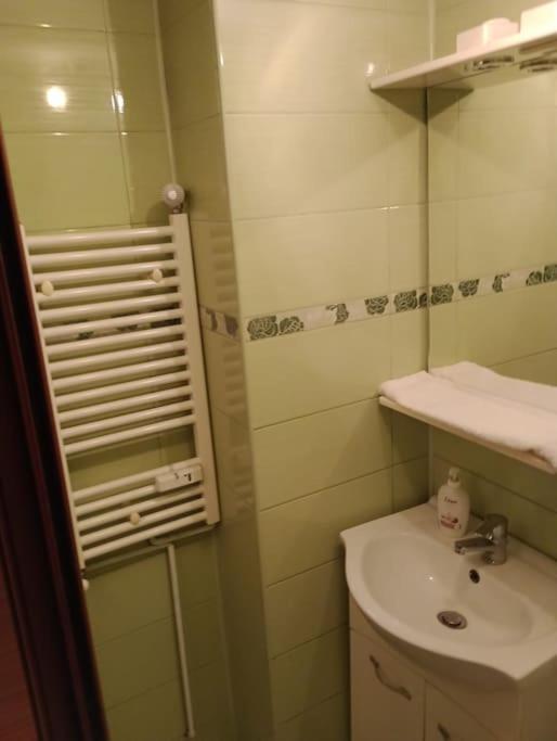 Apartament Ultracentral Kfc Craiova Buitenkant foto