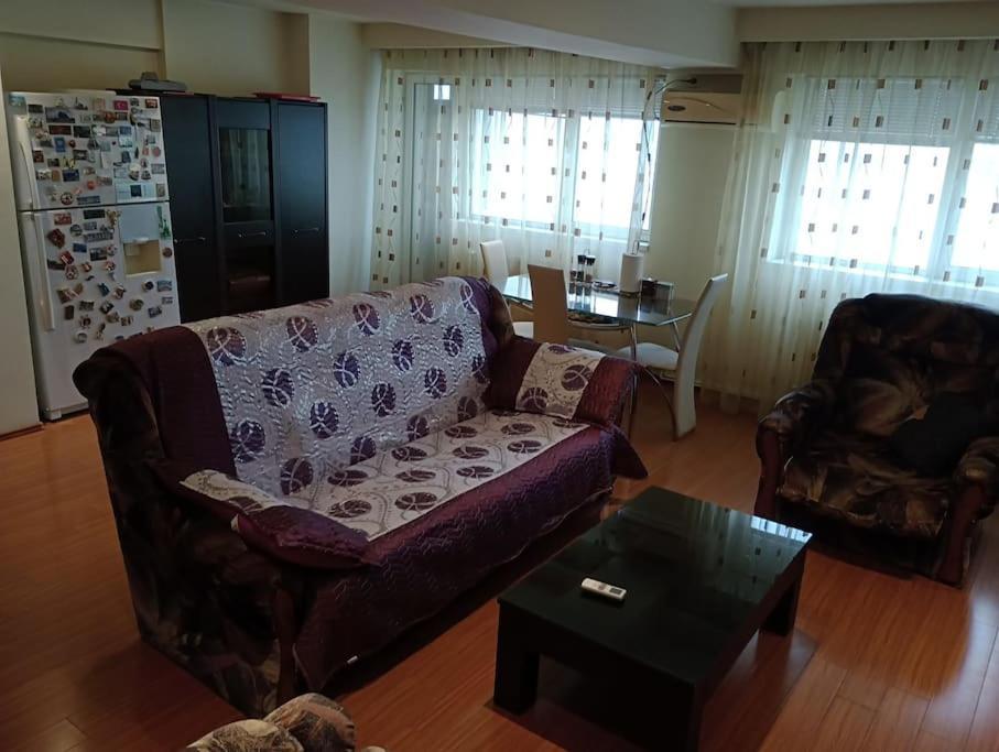 Apartament Ultracentral Kfc Craiova Buitenkant foto