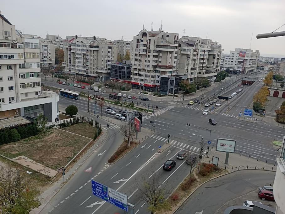 Apartament Ultracentral Kfc Craiova Buitenkant foto