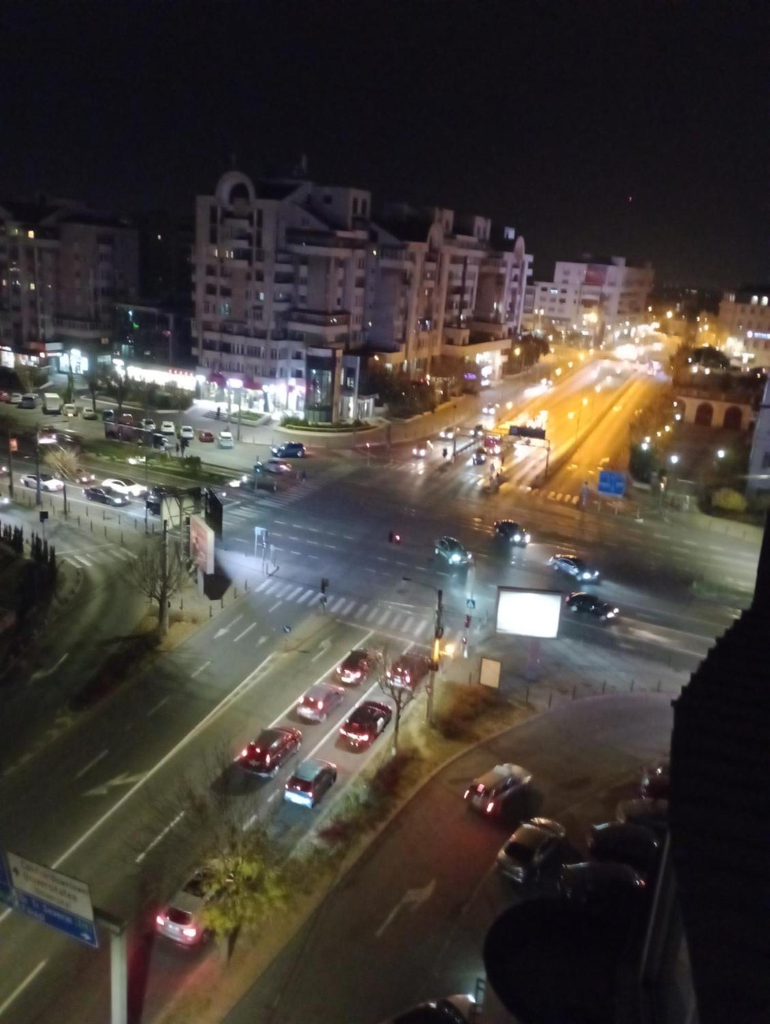 Apartament Ultracentral Kfc Craiova Buitenkant foto
